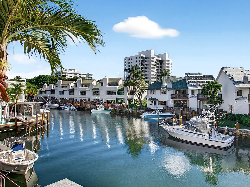 1102 Russell Dr, Highland Beach, FL